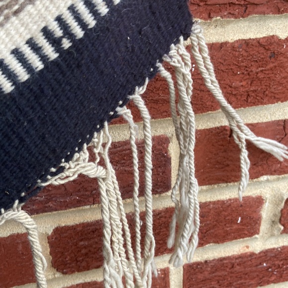 Poncho ,Southwestern ,Cowboy ,Ethnic ,Winter - Picture 3 of 8